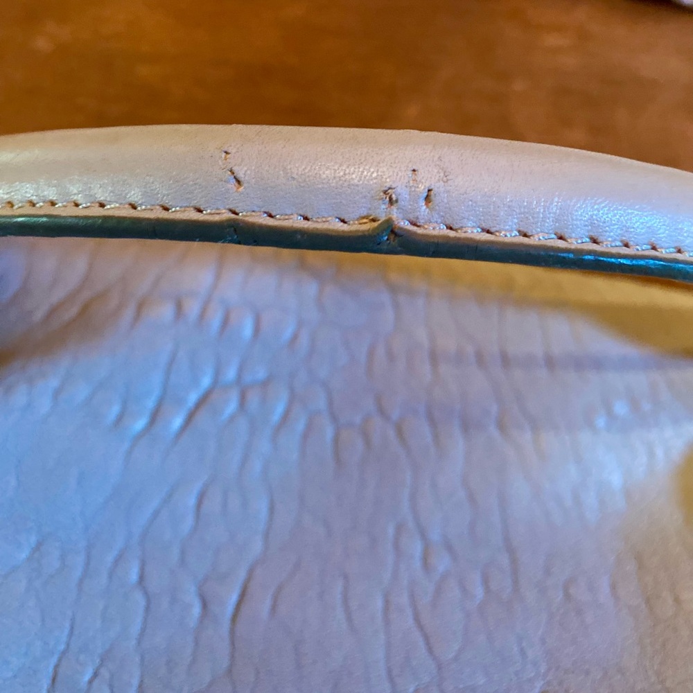 🔥Marc by Marc Jacobs Cement Lamb Leather Top Handle Crossbody Bag🔥 - Picture 15 of 16
